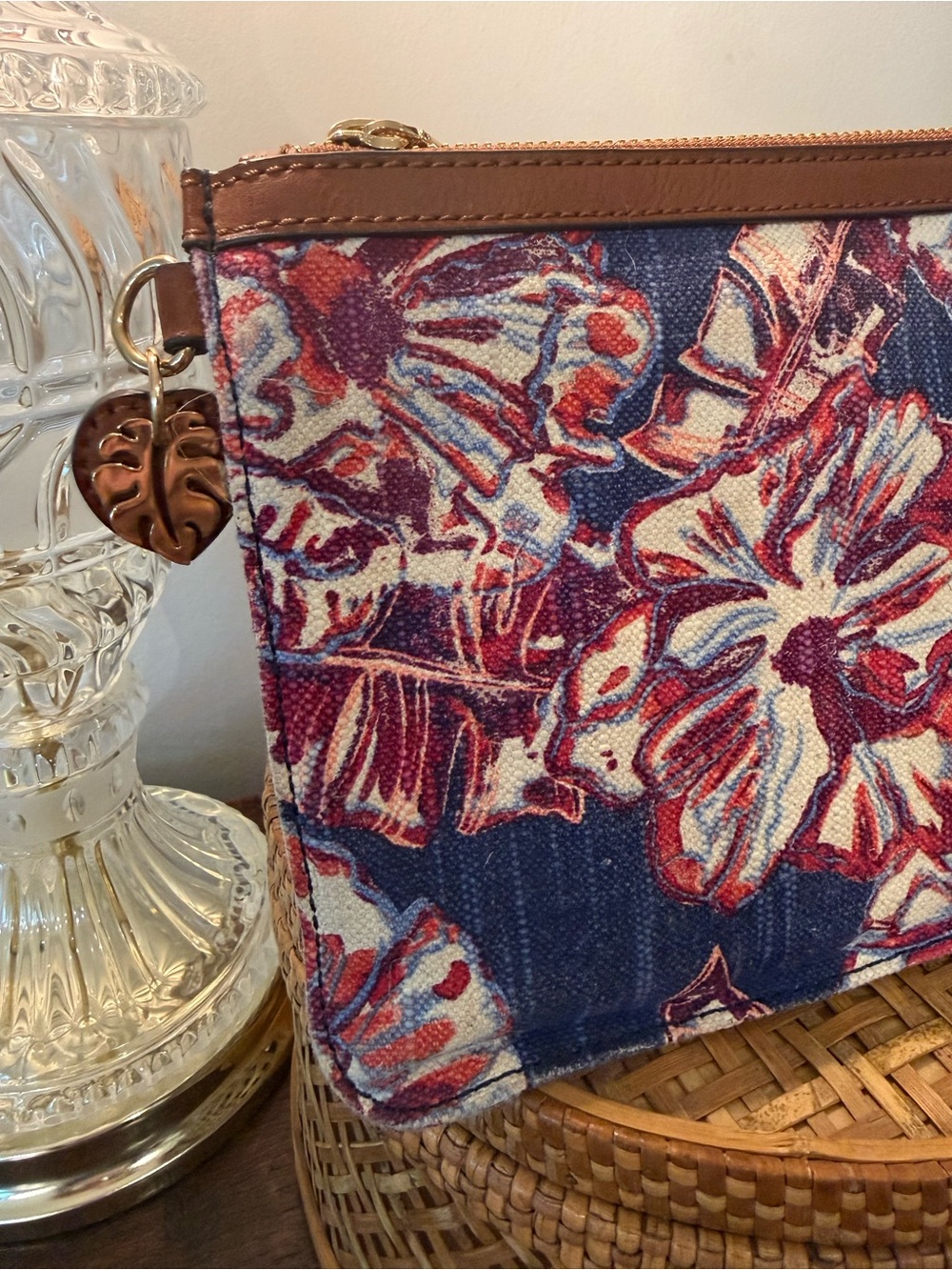 Tommy Bahama Tropical Floral Canvas Zip Pouch Clutch Navy Multicolor